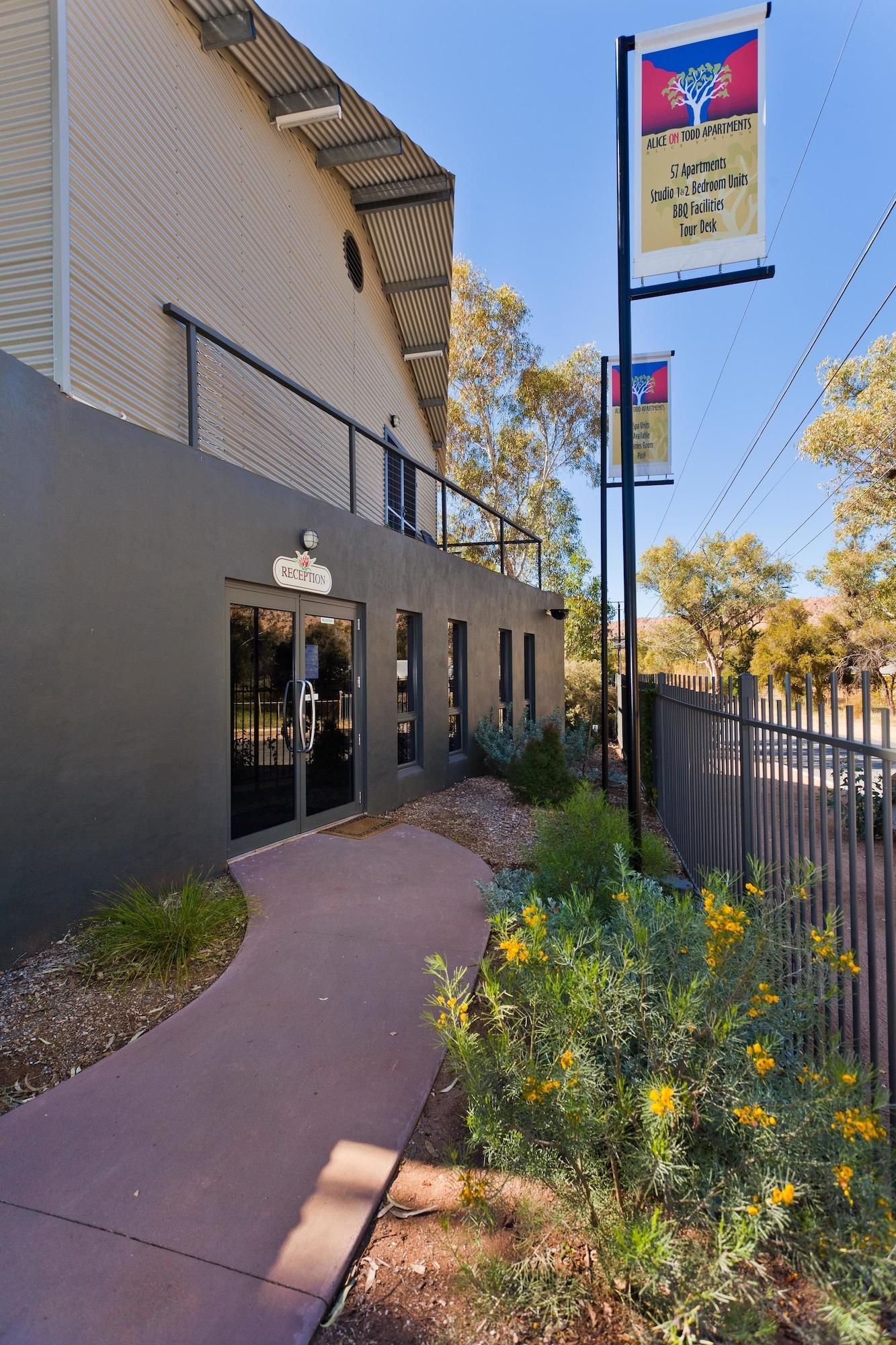 Alice On Todd Apartments Alice Springs Esterno foto
